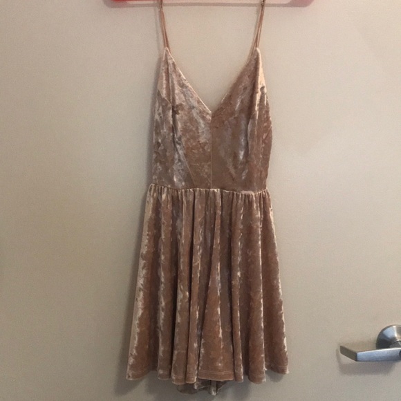 Romper - Picture 6 of 6